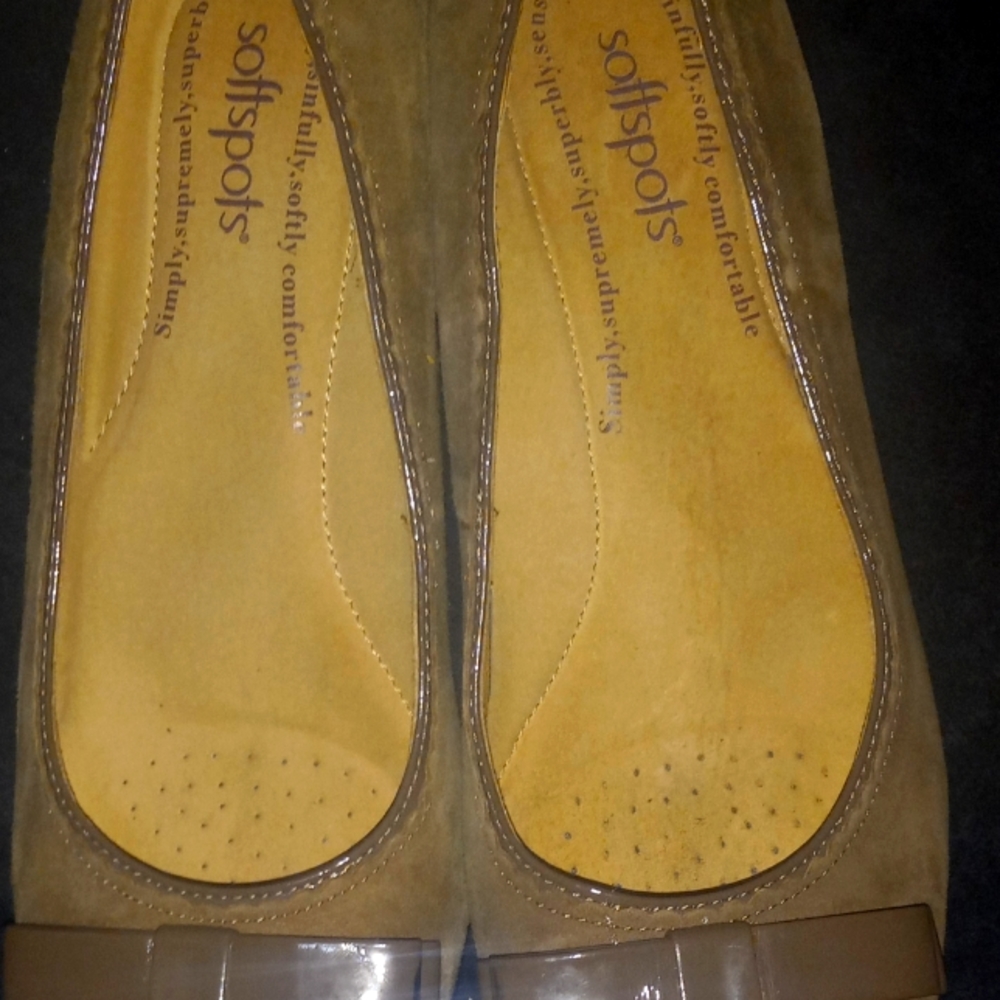 Womwns  low heel